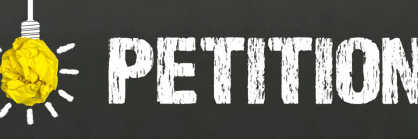 Petition / Glühbirne auf Tafel